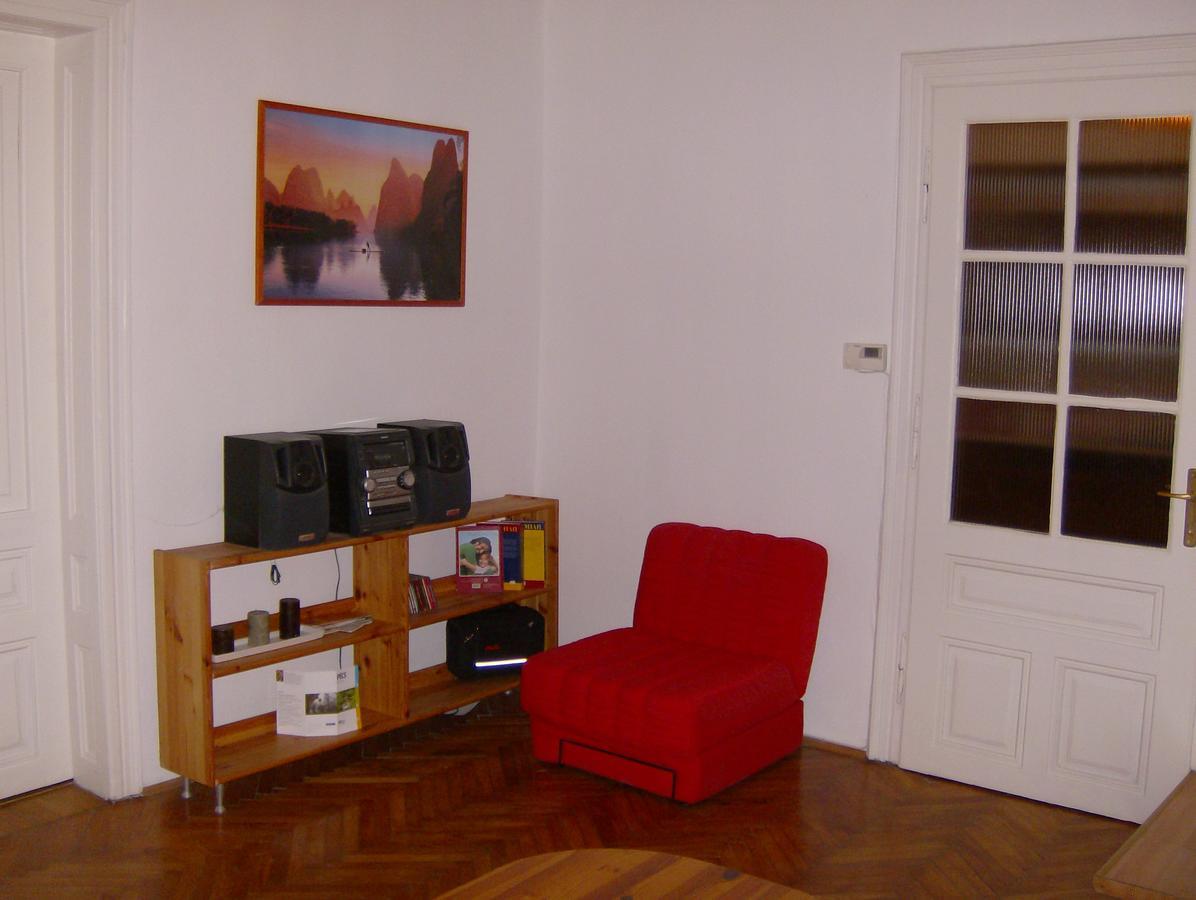 Csapd Le Csacsi Vendeghaz Otel Peçuy Dış mekan fotoğraf